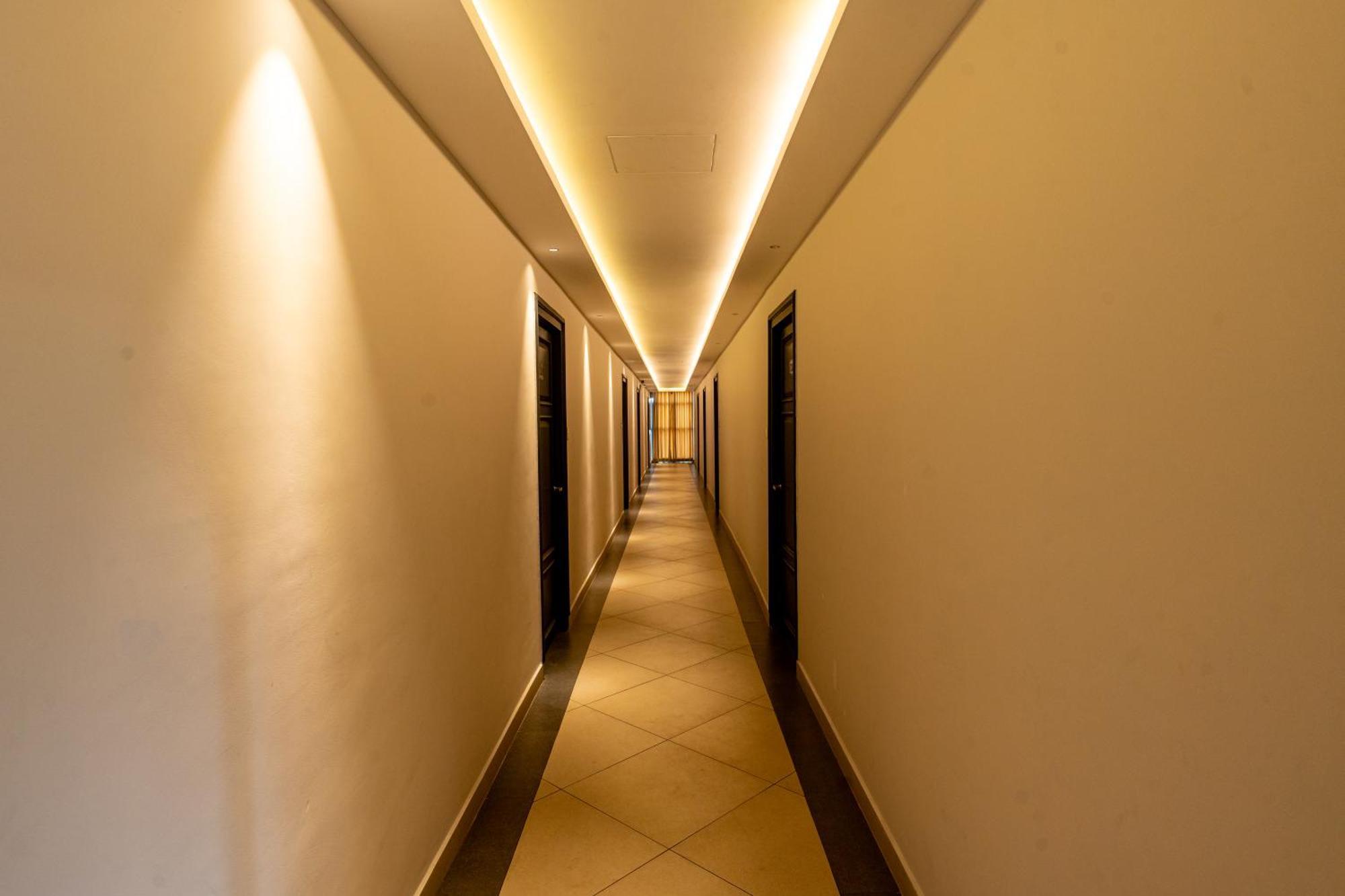 Court 11 By Dimora Hotel Kochi Exterior photo